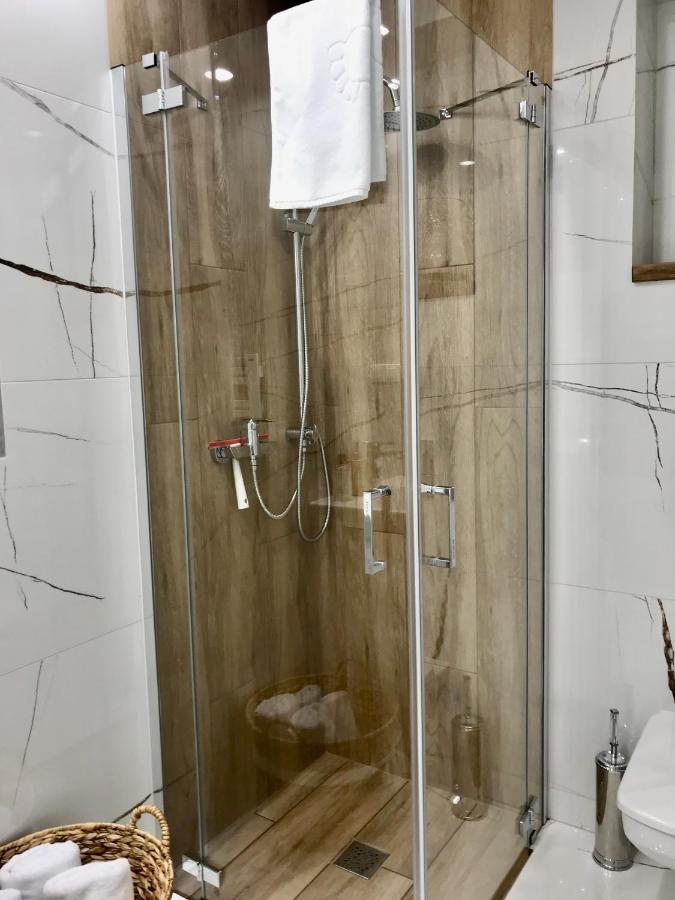 Apartamenty Porto Eli 罗威 外观 照片